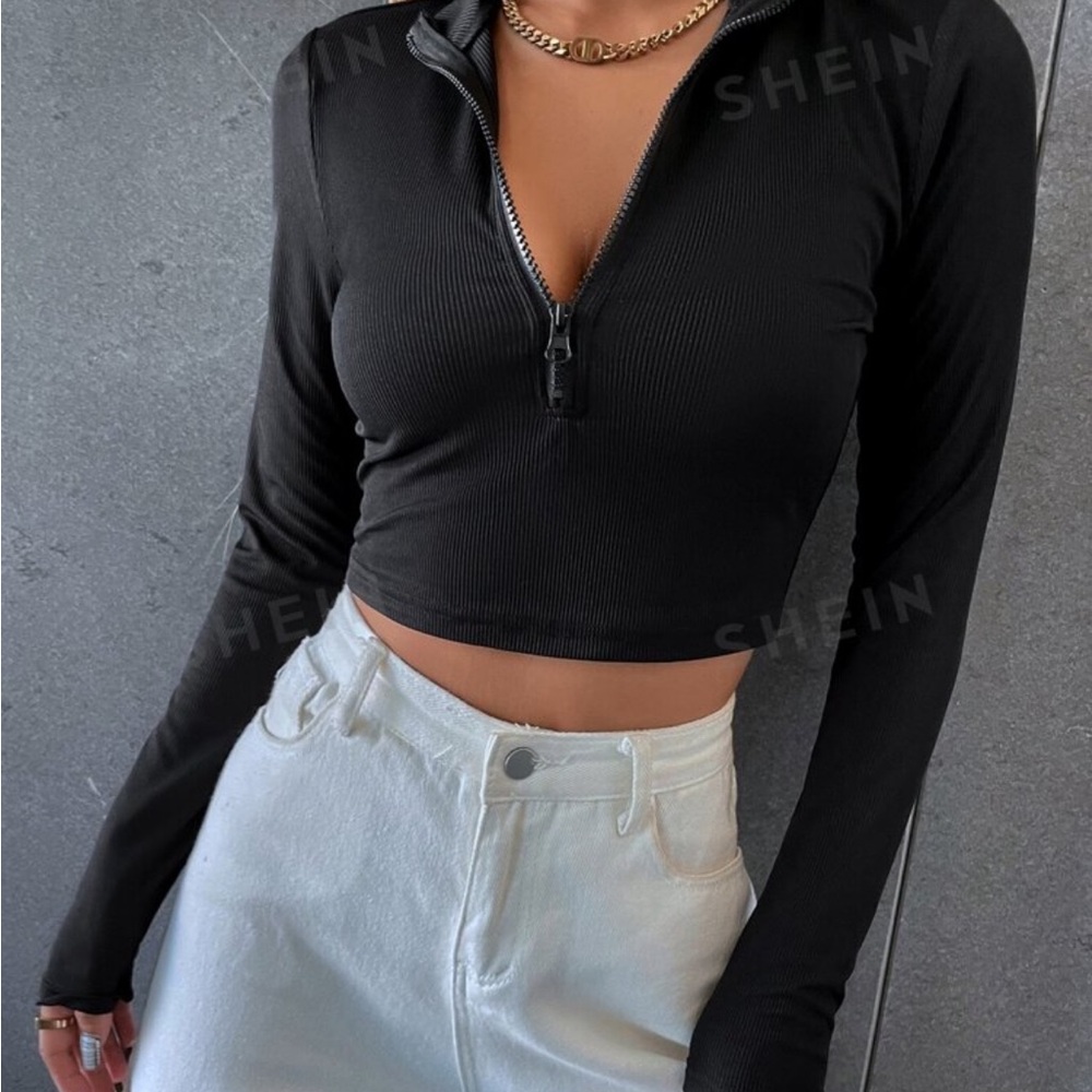 EZwear Zip Half Placket Crop Slim Tee
